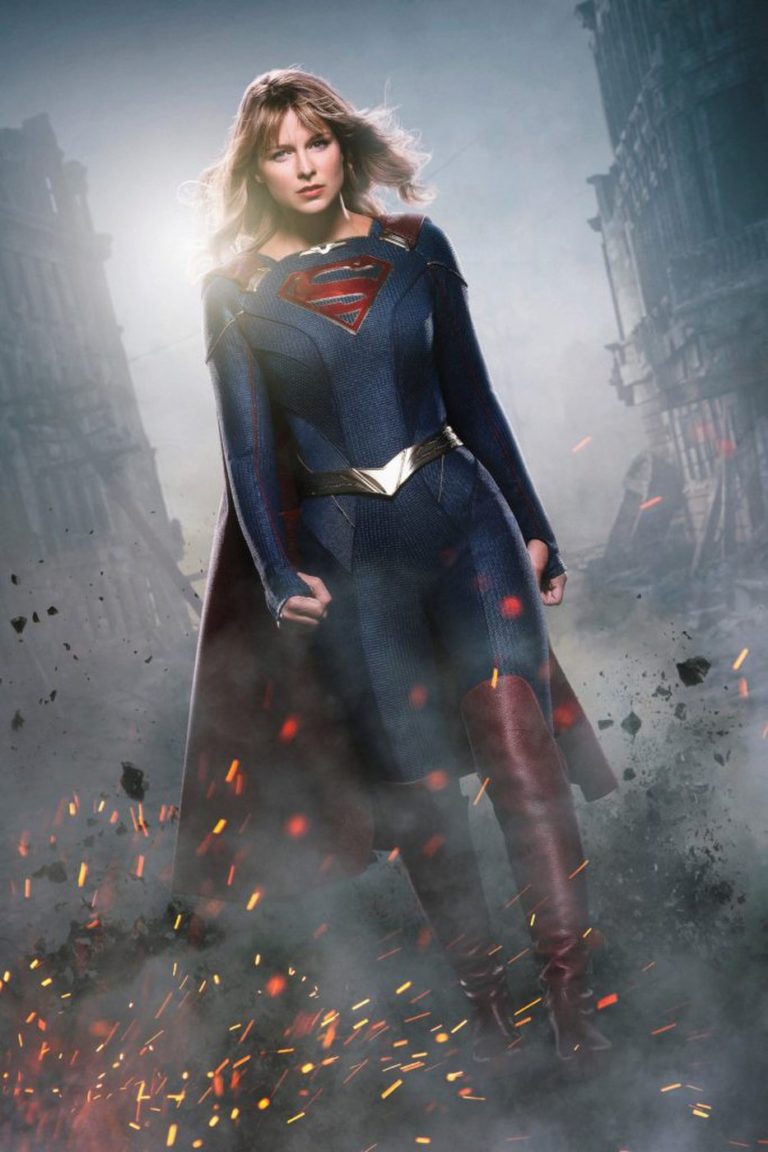 SUPERGIRL’S NEW UNIFORM FIRST COMICS NEWS